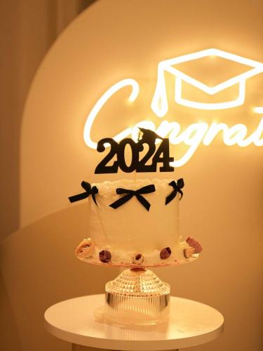 Pool-Villa-Graduation-Package-04