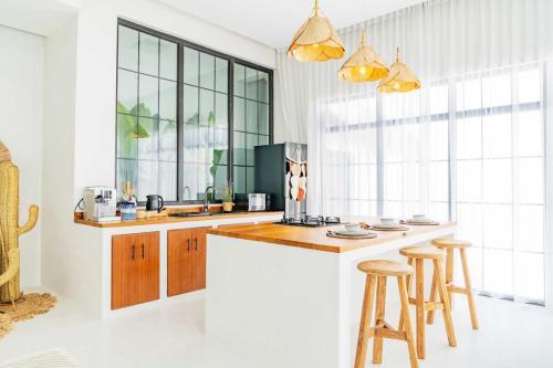 Pool-Villa-Jabal-Jais-2-03